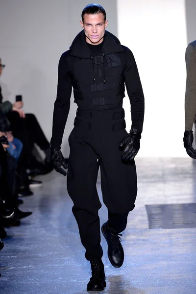 Look 4